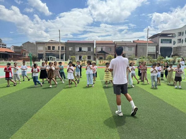 银河策略 武科大学子与阳新富池小学生的“双向成长记”